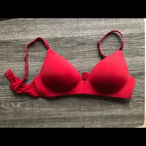 Victoria’s Secret - Lightly-Lined Wireless Bra, Size 34C